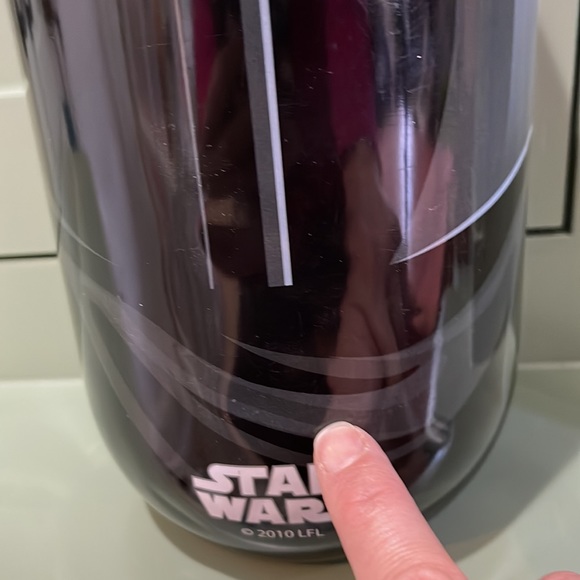 Darth Vader Mighty Beanz Case - Picture 11 of 14